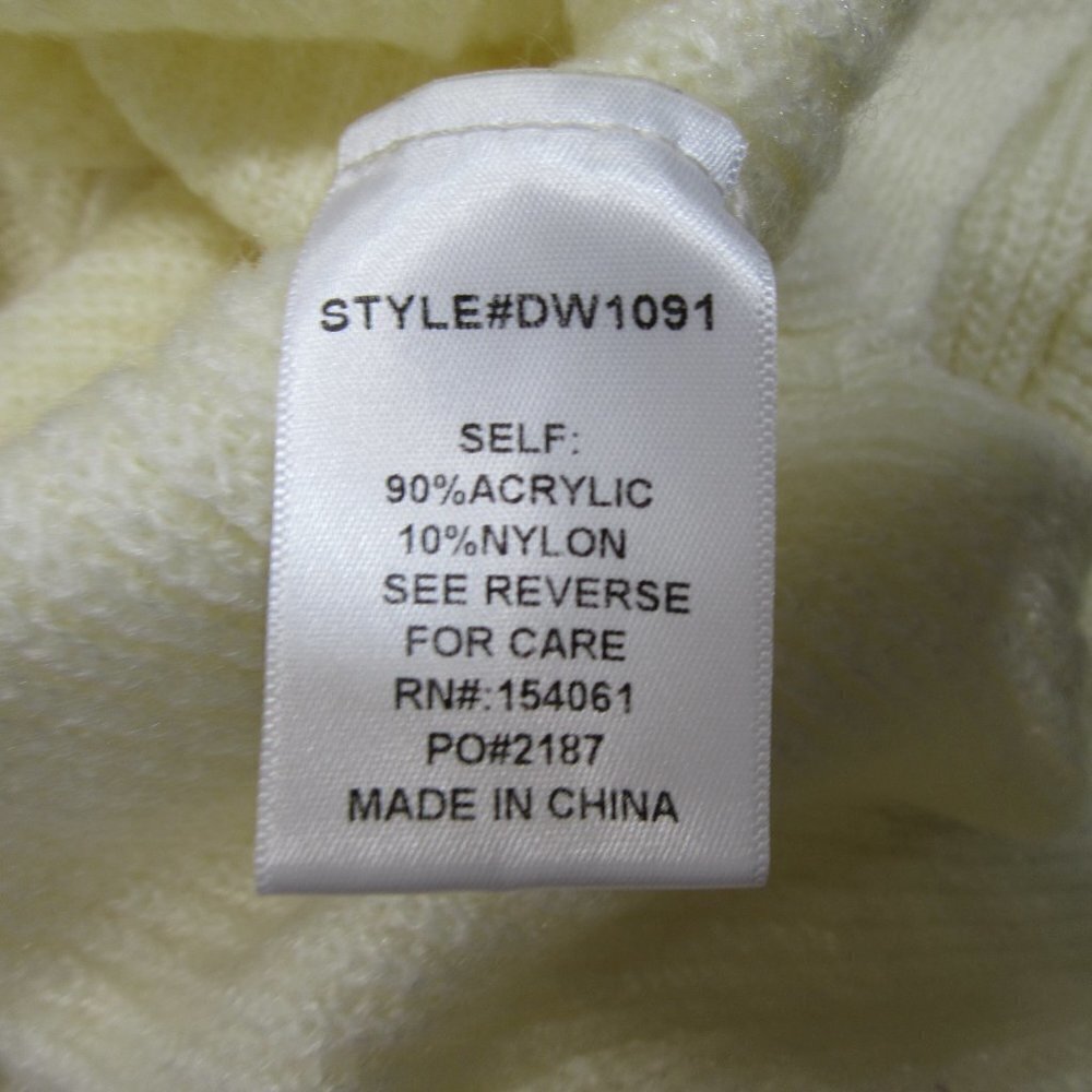 Blushing Heart Bell Sleeve Sweater
New - Picture 7 of 7